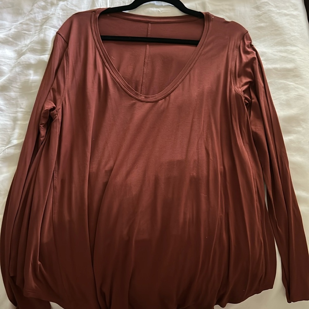 Lululemon long sleeve top